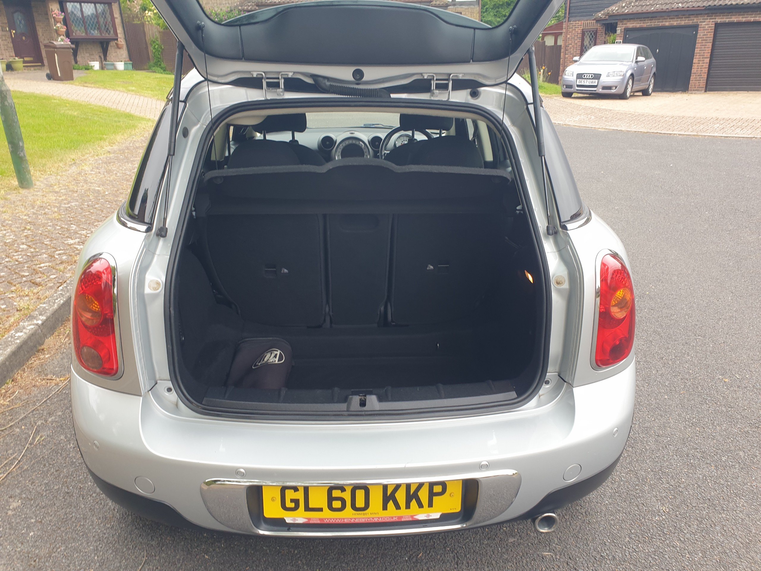 Sold 2011 Mini Countryman Cooper D 1.6 ALL4 (Pepper) stop/start 5dr